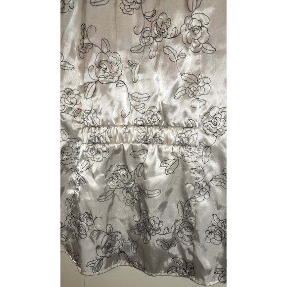 Style & Co Satin Blouse Top 16W Embroidered Black White Flared 3/4 Sleeves - Picture 6 of 16